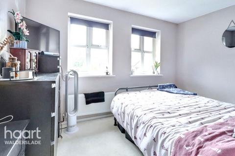 2 bedroom terraced house for sale, Wedgewood Drive, Chatham