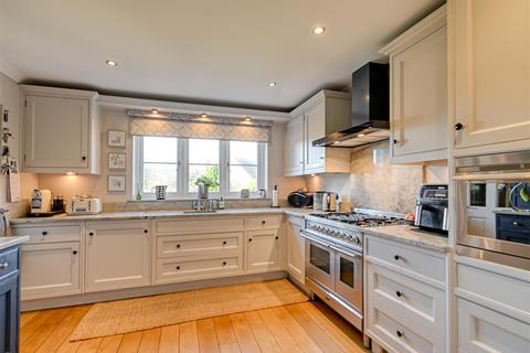 4 bedroom detached house for sale, 6 The Croft, Bridgnorth