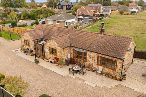 undefined, Main Road, Maltby le Marsh, Lincolnshire, LN13