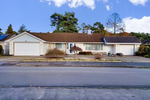 3 bedroom detached bungalow for sale, Craigwood Drive, Ferndown. BH22