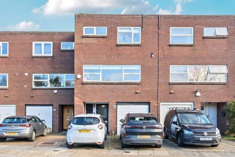 undefined, Linksway,  Hendon,  NW4