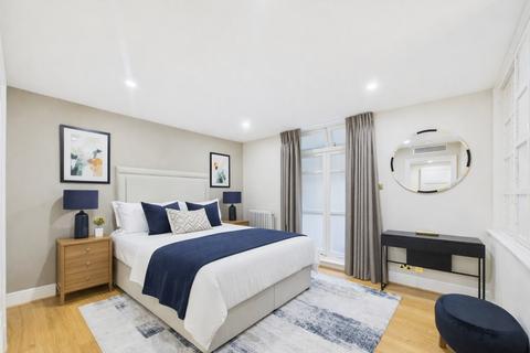 2 bedroom apartment to rent, Woods Mews, Mayfair W1K