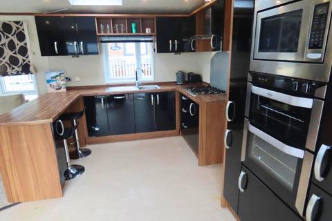 undefined, Dog lane Tarporley