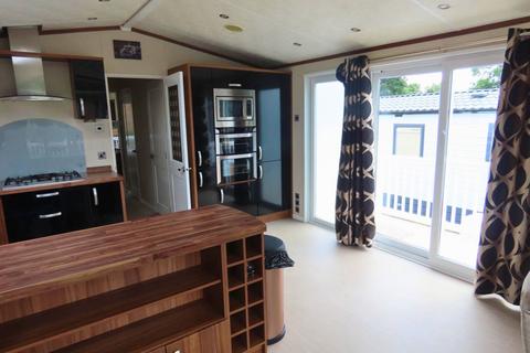 undefined, Dog lane Tarporley