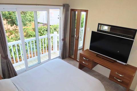 undefined, Dog lane Tarporley