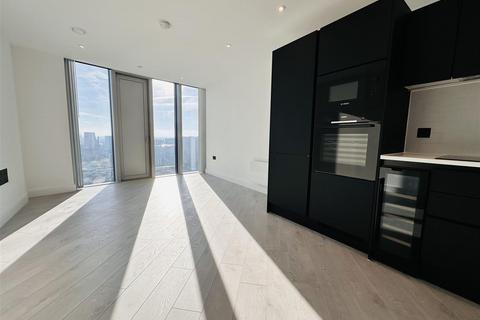 1 bedroom apartment to rent, Vista River Gardens, Trinity Way, Manchester