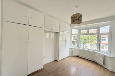 undefined, Belvedere Road, Leyton, E10