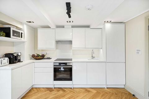 2 bedroom flat to rent, Broughton Road, London SW6