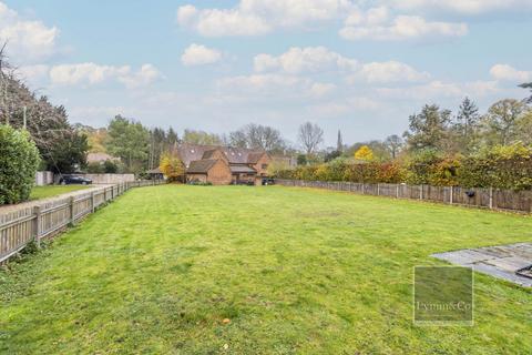 5 bedroom barn conversion for sale, The Common, Norwich NR14