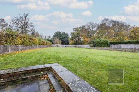 5 bedroom barn conversion for sale, The Common, Norwich NR14