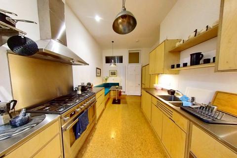 3 bedroom flat to rent, Sauchiehall Street, Glasgow, Glasgow City, G2