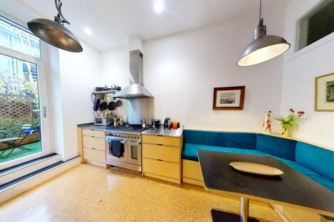 3 bedroom flat to rent, Sauchiehall Street, Glasgow, Glasgow City, G2