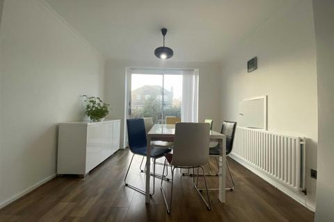 undefined, Newlyn Drive, Sale