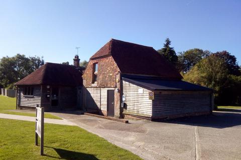 Office to rent, Worthing Rd West Grinstead RH13 8LN