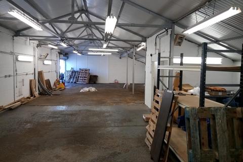 Warehouse to rent, Crawley Rd Horsham RH12 4HG