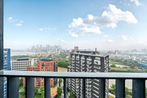 1 bedroom flat for sale, Botanic Square London E14