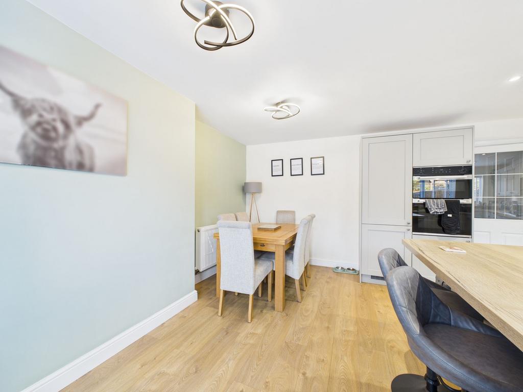 Dining kitchen