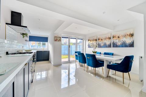 3 bedroom detached house for sale, Lapwing Road, Hampshire PO4