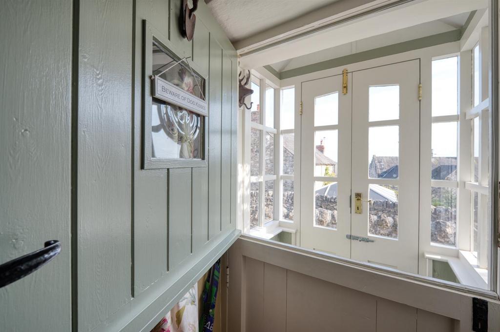 Entrance Porch.jpg