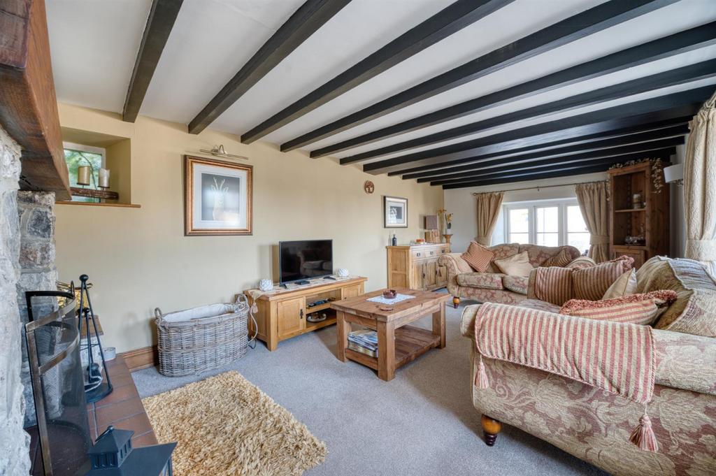 Sitting Room.jpg