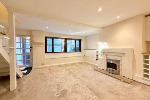 2 bedroom terraced house to rent, Booth House Lane, Holmfirth, West Yorkshire, HD9