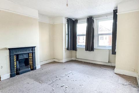 undefined, 66 Radstock Road, Southampton, Hampshire, SO19 2HR