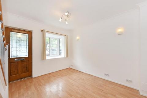 undefined, London E14