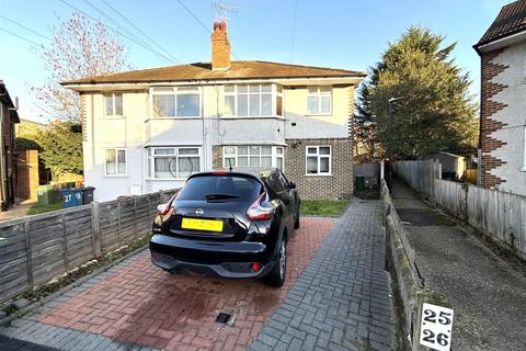 2 bedroom maisonette for sale, Methuen Close, Edgware, Greater London, HA8