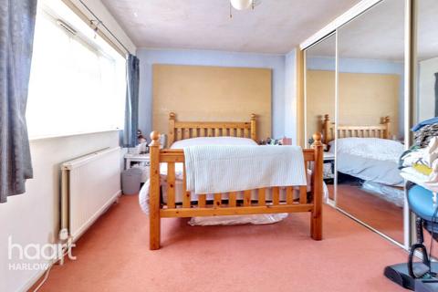 undefined, Longfield, Harlow