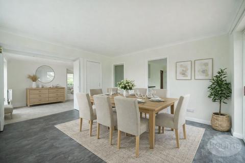 4 bedroom bungalow to rent, Haymeads Drive, Esher, Surrey, KT10