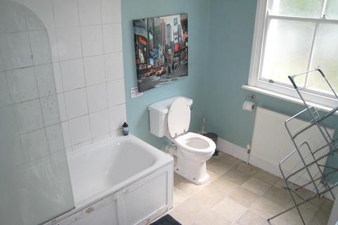 4 bedroom terraced house to rent, Hanover Street, Brighton BN2