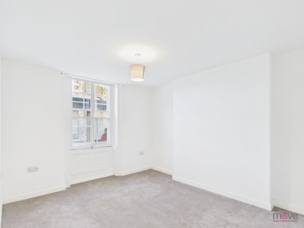 Main bedroom