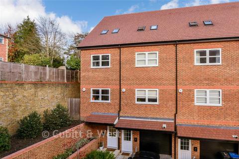 3 bedroom townhouse for sale, Oakmont Close, Kenley CR8