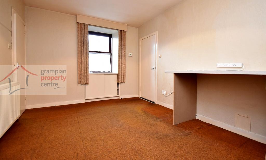 Sitting room 3 .JPG