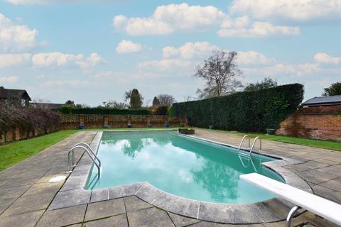 5 bedroom detached house for sale, The Briars, Sarratt, WD3