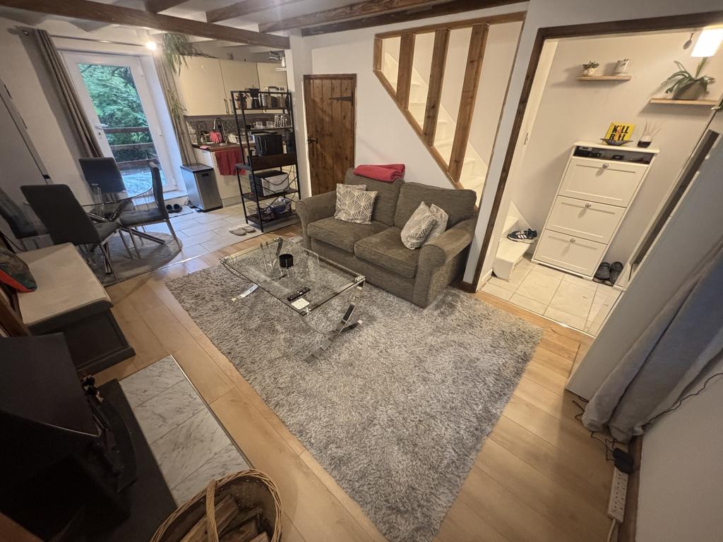 Living room (second image)