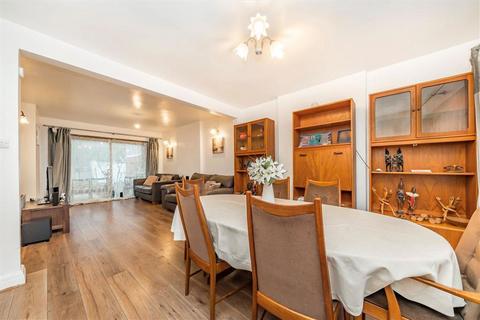 undefined, Ballards Road, London NW2