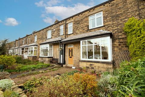4 bedroom terraced house for sale, Oak Avenue, Bingley, West Yorkshire, BD16
