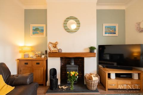 4 bedroom terraced house for sale, Oak Avenue, Bingley, West Yorkshire, BD16