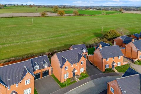 4 bedroom detached house for sale, Tarvers Way, Banbury OX17