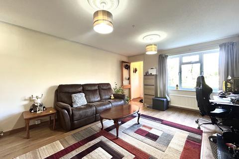 2 bedroom terraced house to rent, Flamborough Path, Lower Earley, Reading, Berkshire, RG6