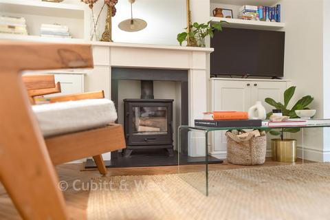undefined, Orchard Cottages, Merstham RH1