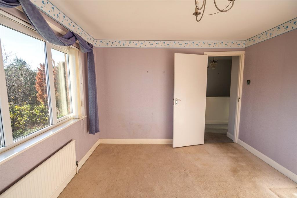 Bedroom 2 (2)