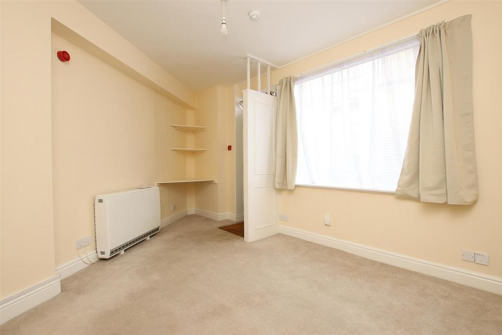 Living room.JPG