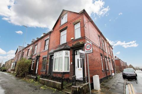 4 bedroom end of terrace house for sale, Halifax Road, Rochdale OL16