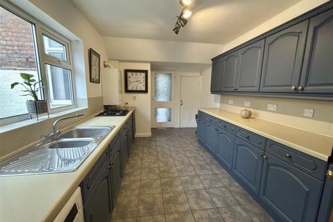 4 bedroom terraced house for sale, Victoria Embankment, Darlington