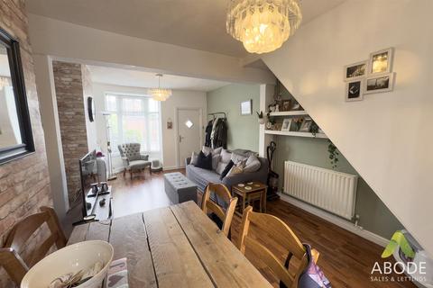 2 bedroom terraced house for sale, Lansdowne Terrace, Burton-On-Trent DE14