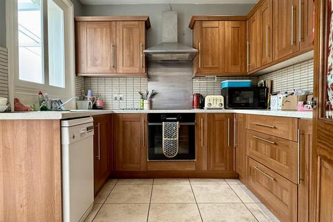 4 bedroom terraced house for sale, Ledbury Road, Hereford