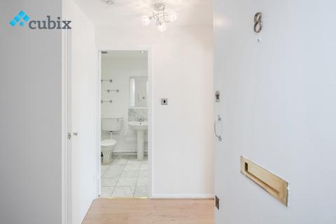 1 bedroom flat to rent, John Maurice Close, London SE17