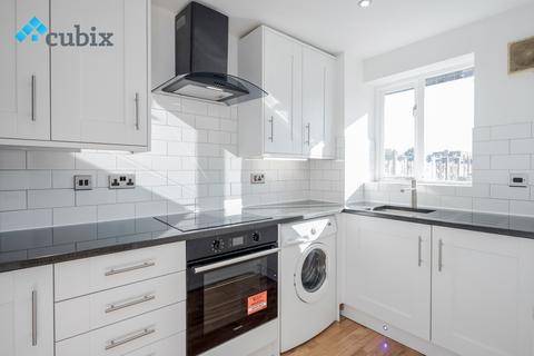 1 bedroom flat to rent, John Maurice Close, London SE17